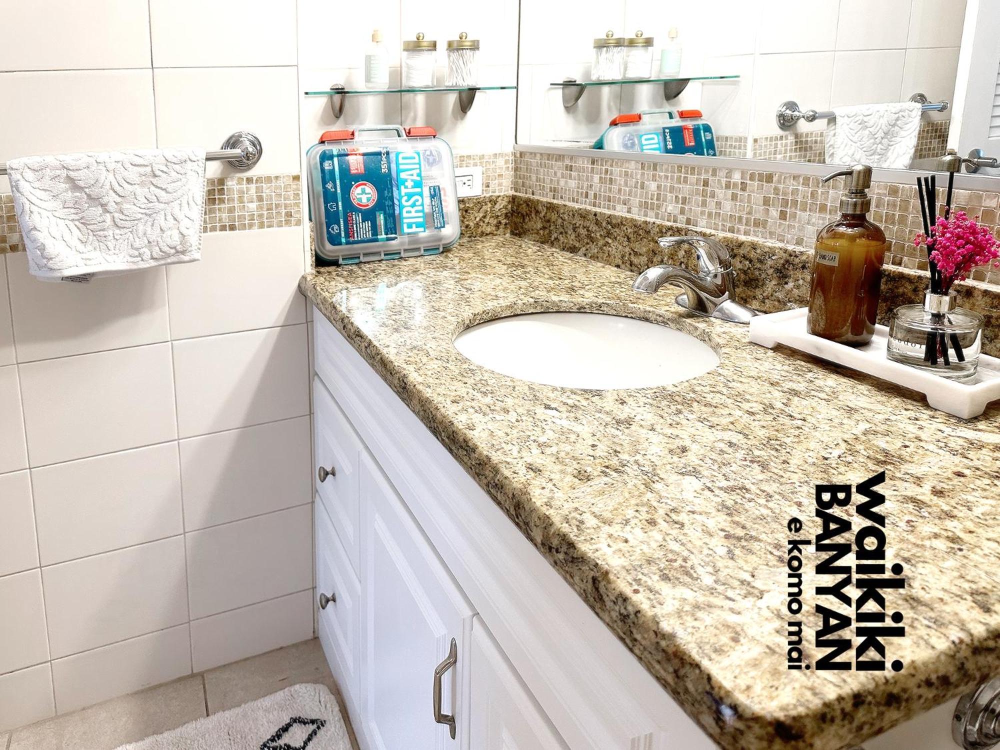 Stunning 1Bd A Block Away To Waikiki Beach Free Parking Гонолулу Экстерьер фото